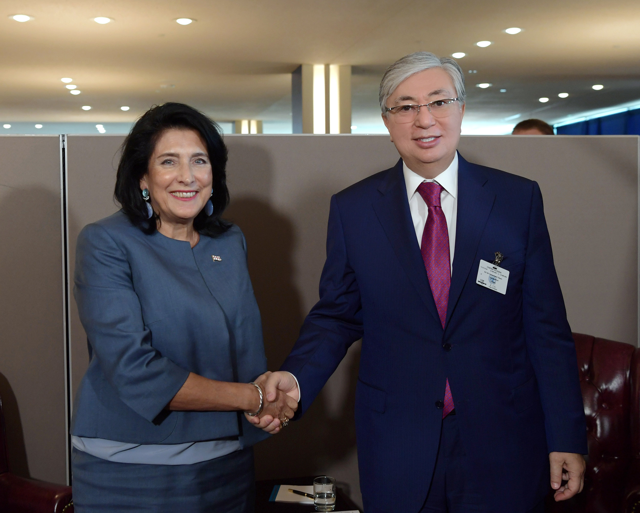 Memleket basshysy Grýzııa Prezıdenti Salome Zýrabıshvılımen kezdesti