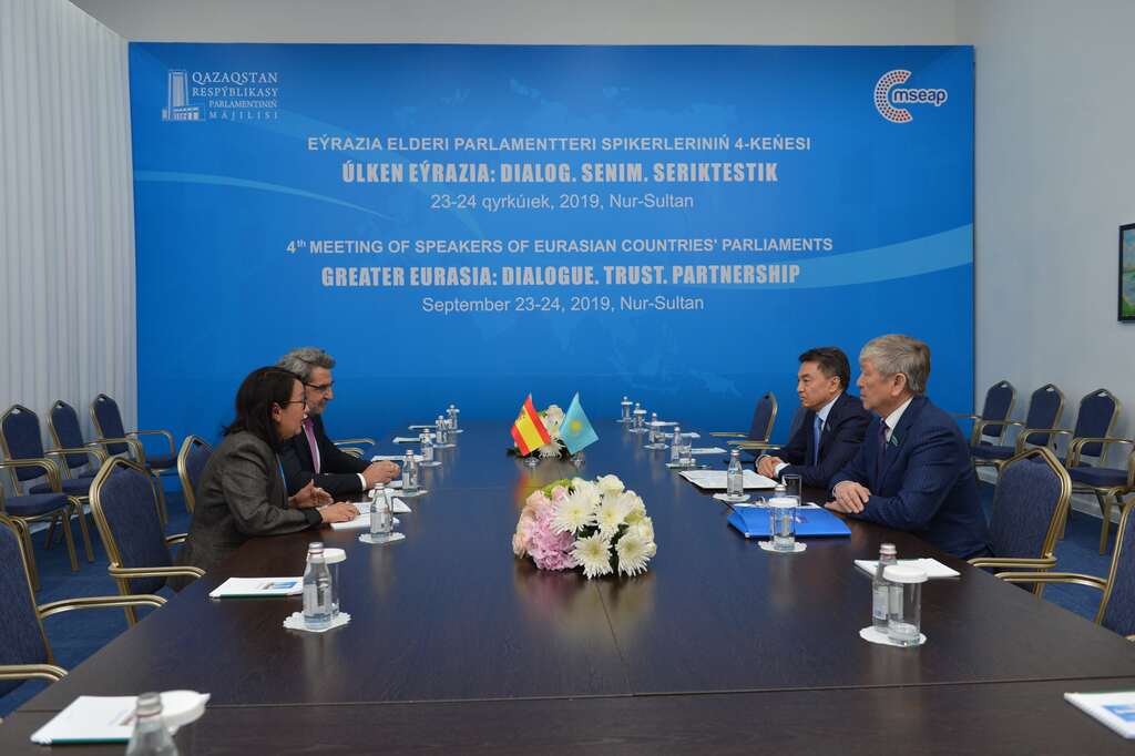 Yntymaqtastyqty  keńeıtýge shaqyrdy