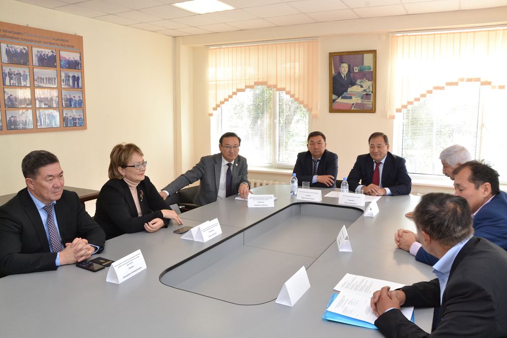 Federasııa tóraǵasy Oral qalasynda