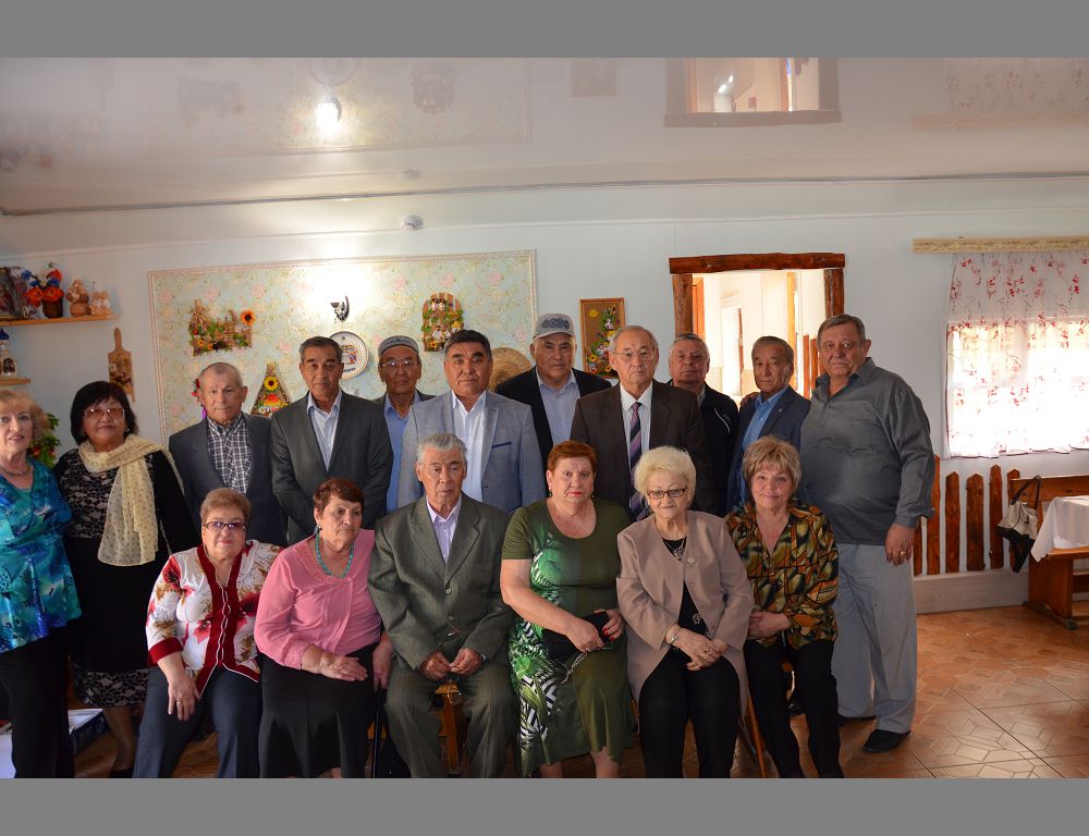 Mańǵystaýda Tótenshe jaǵdaılar qyzmetkerleri qarttardy quttyqtady