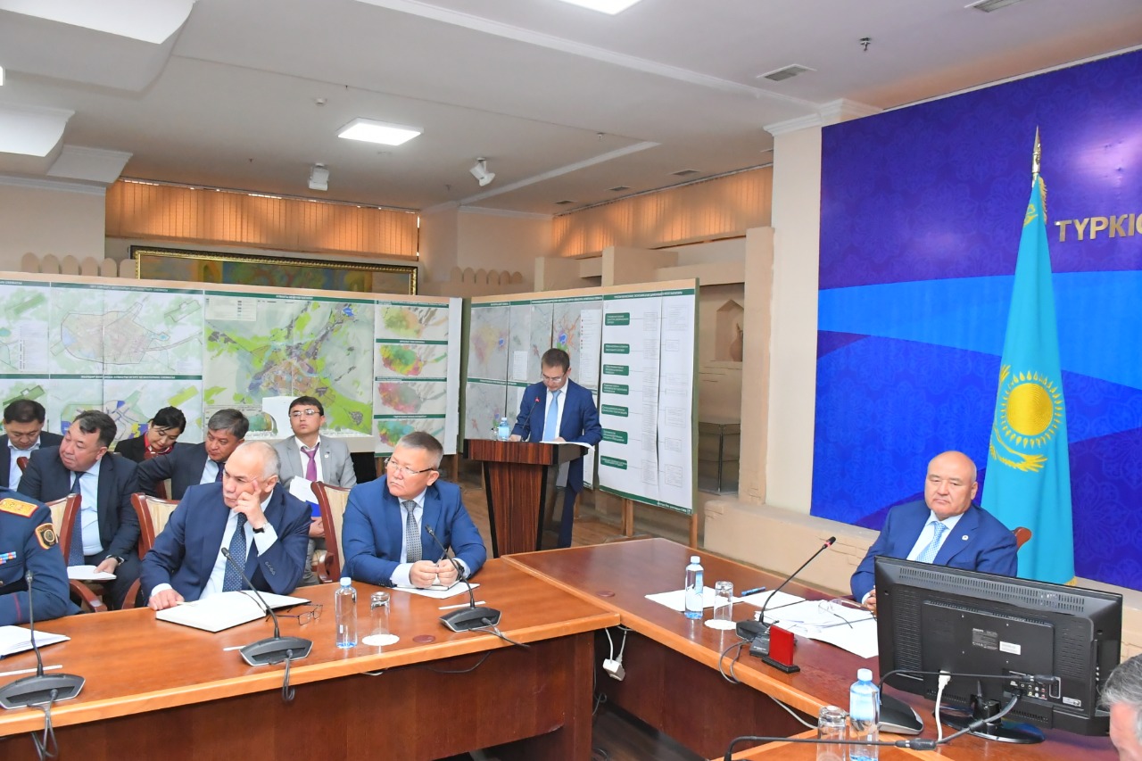 Arys: Qos megapolıs kestedegi merzimnen keshigýde