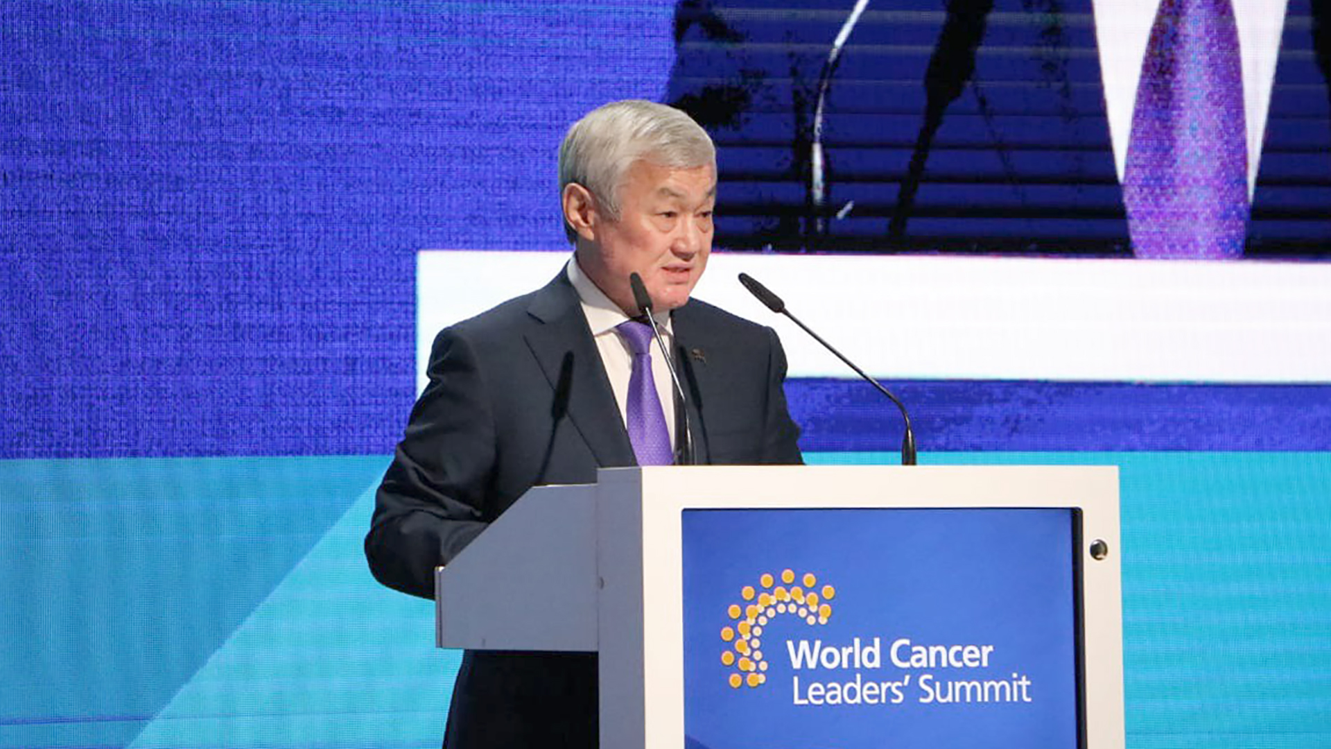 Nur-Sultanda onkologııa kóshbasshylarynyń Dúnıejúzilik sammıti ótip jatyr