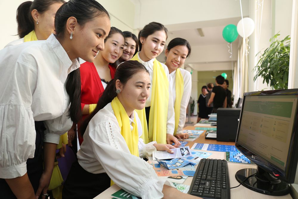 Qyzdar ýnıversıtetinde «Bir tereze» qaǵıdasymen jumys isteıtin ortalyq ashyldy