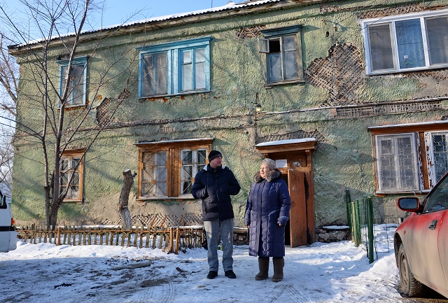 Eski úılerdiń turǵyndary  ákimdik usynǵan páterlerge kóshpeı otyr