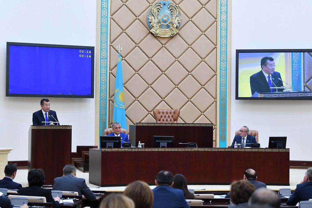 Senatta densaýlyq saqtaý salasyndaǵy ózekti máseleler talqylandy