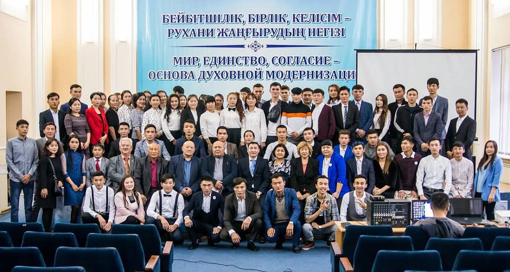 Sheteldik stýdentterge qurmet kórsetildi