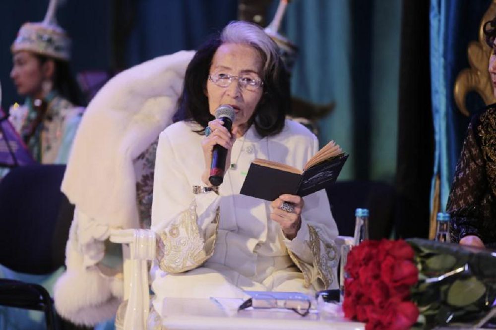 «Aqqý aqyn» Atyraýǵa keldi