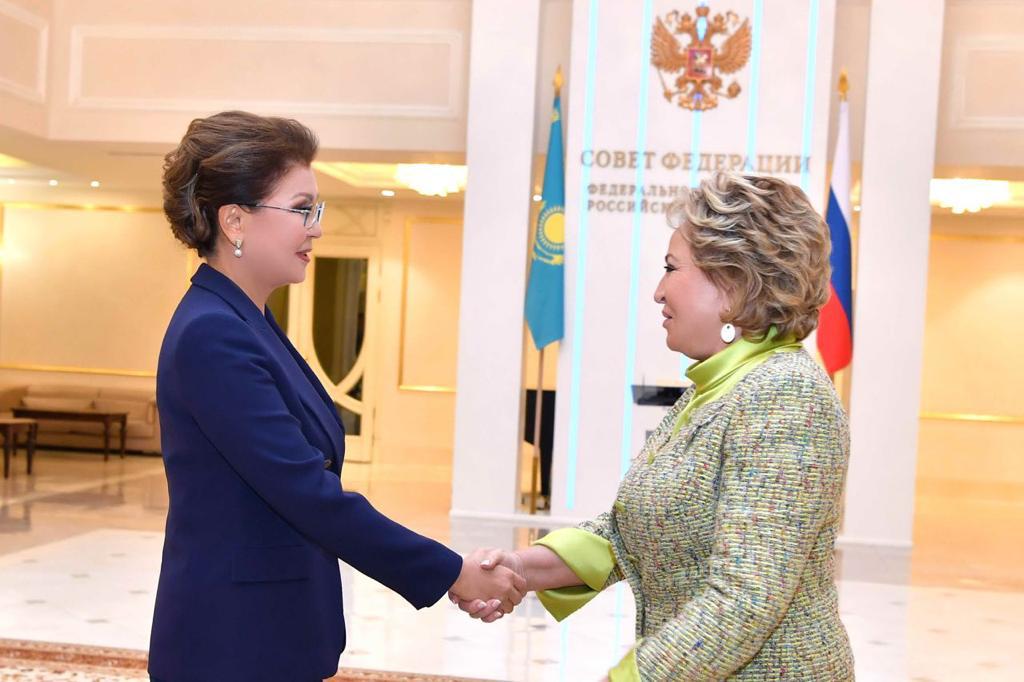 Darıǵa Nazarbaeva Valentına Matvıenkomen kezdesti