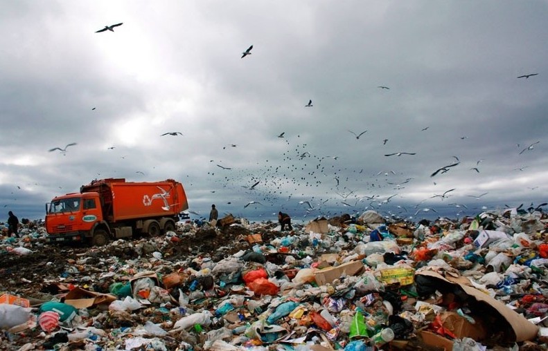 Soltústik Qazaqstanda 900-ge jýyq zańsyz qoqys alańy bar