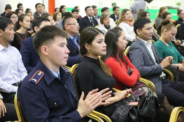 Pavlodar oblysynda satyp alý quqyǵynsyz qyzmettik úıler salýdy usynady