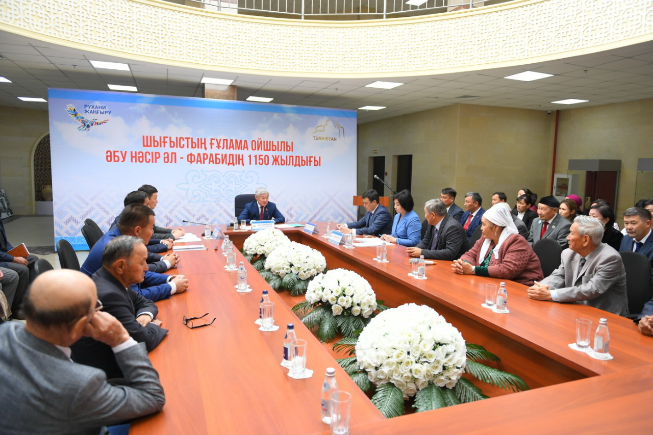 Áleýmettik máselelerge nazar aýdaryldy