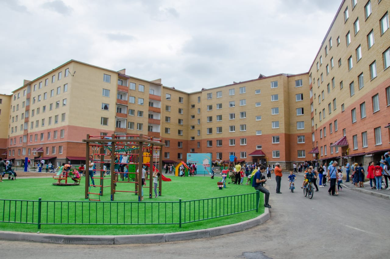 Nur-Sultanda páterler tek kezek boıynsha beriledi