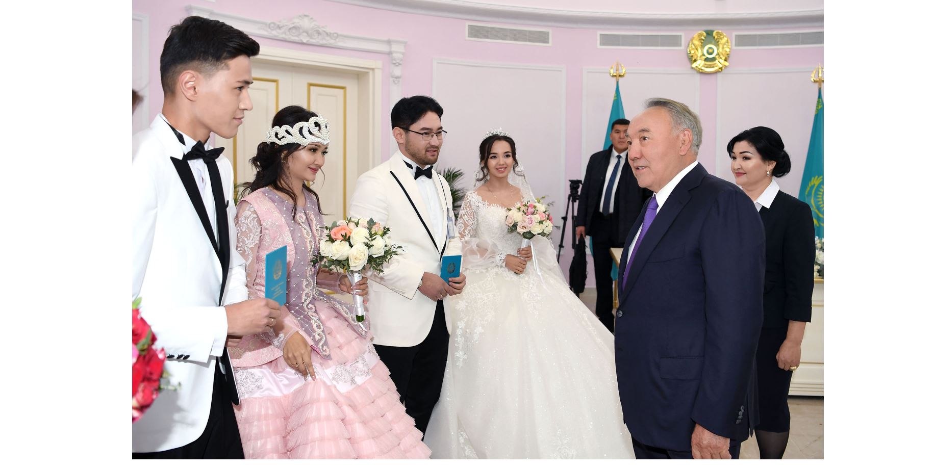 Nursultan Nazarbaev jańadan ashylǵan Neke saraıyna bardy