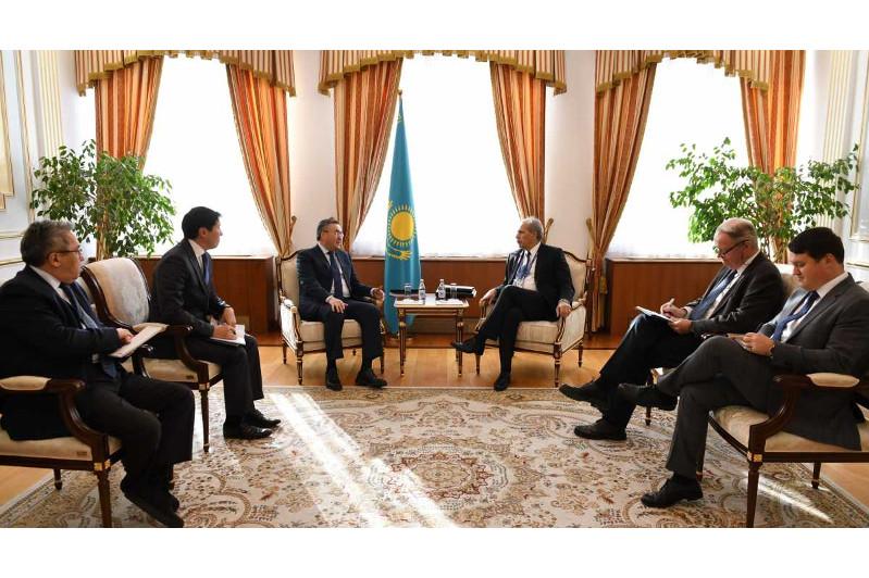 Baǵdarlamalarǵa belsendi qatysady