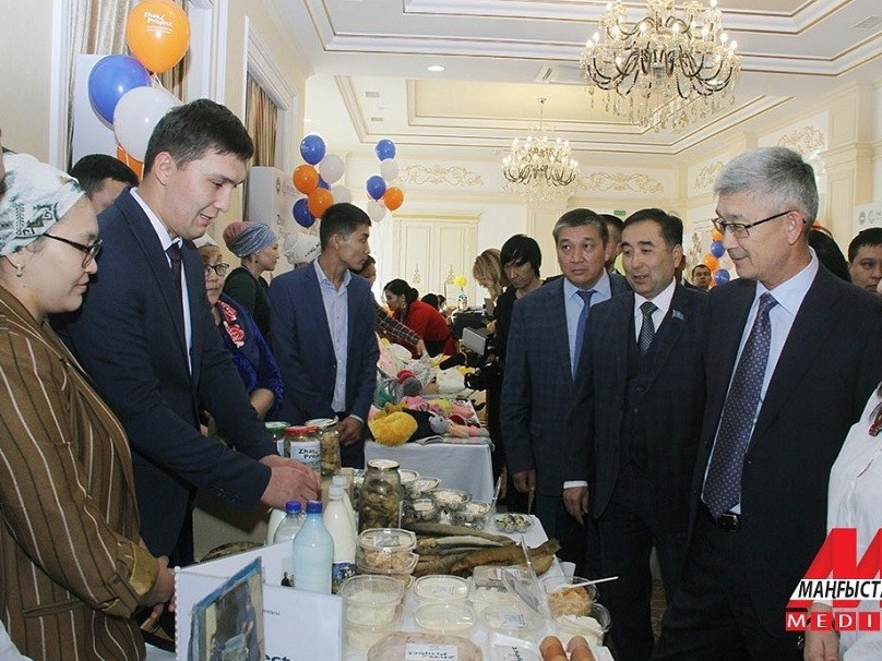 Aqtaýda áleýmettik joba qatysýshylarynyń aımaqtyq forýmy ótti