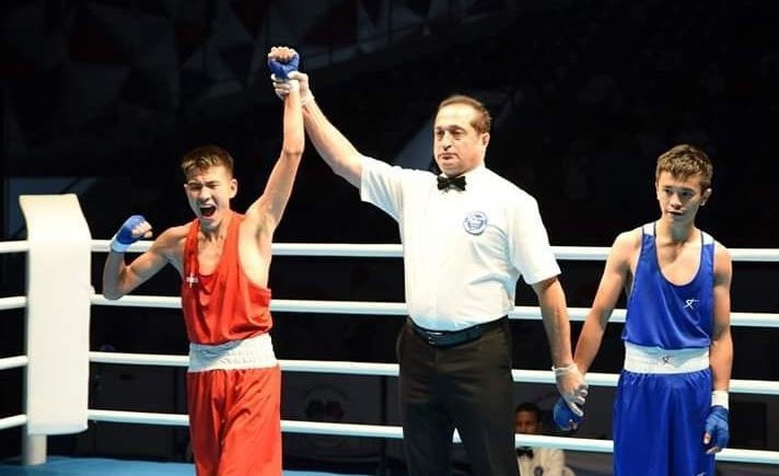 Boks: Azııa birinshiliginde jas órenderimiz sátti óner kórsetýde