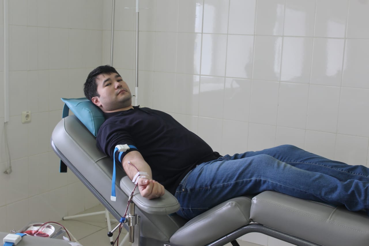 Mańǵystaýda donorlar qaıyrymdylyq aksııasyn ótkizdi