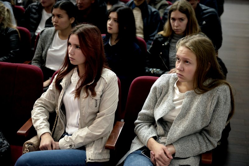 Soltústik Qazaqstanda Shvesııa Koroldiginiń elshisi dáris oqydy