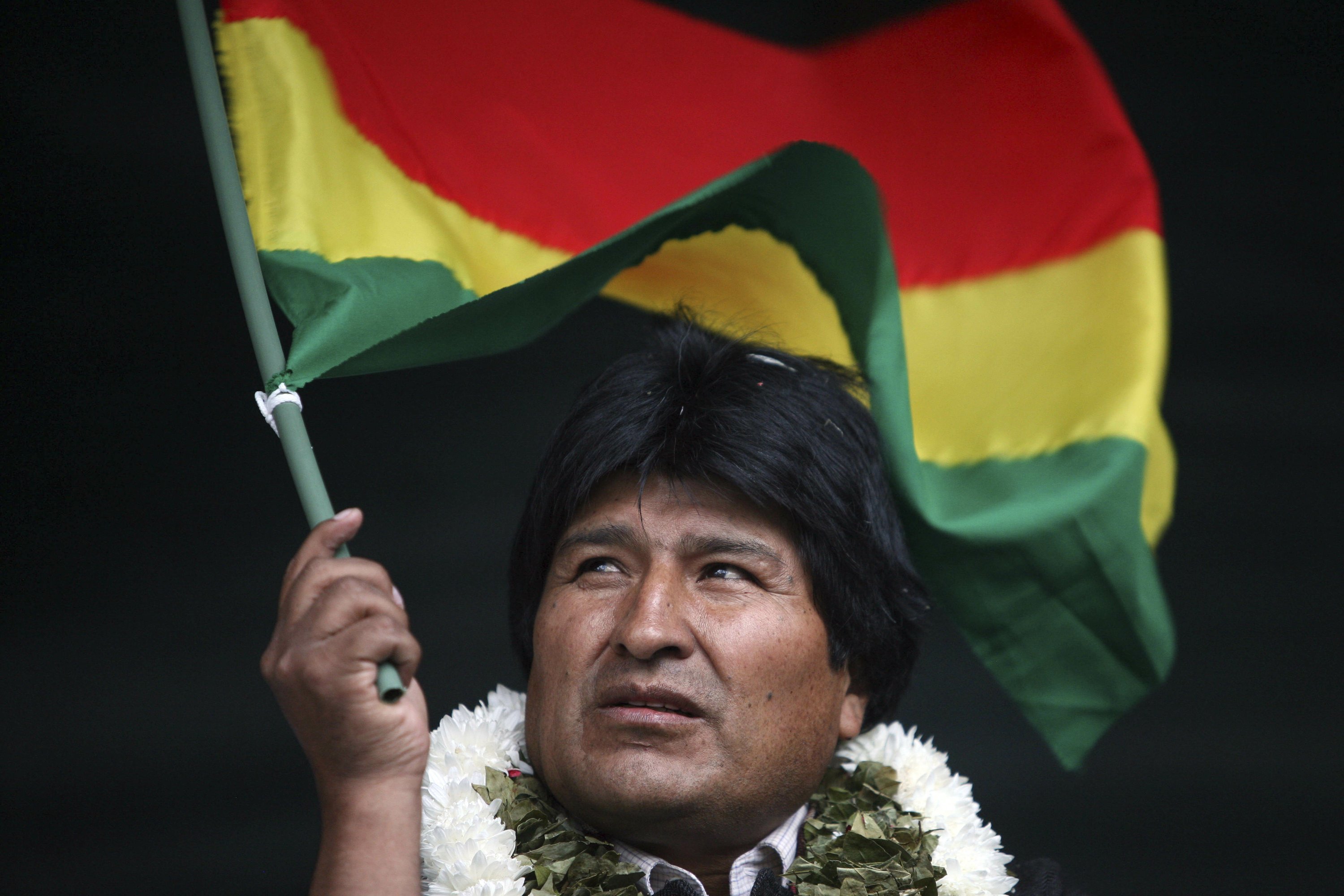 Morales boı tasalaýǵa májbúr