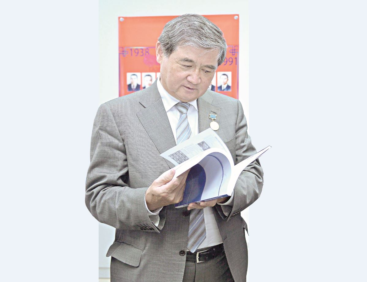 Saýytbek ABDRAHMANOV: Azamat etken «Egemen», ardaqtamaıyn nege men?