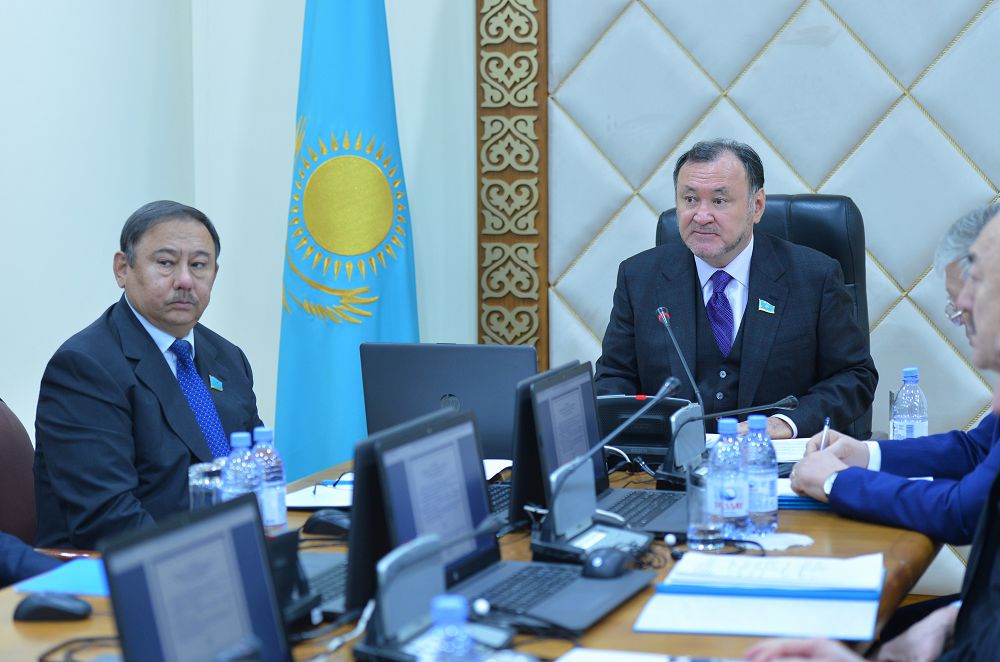 Senatta Qazaqstan men Túrkııa arasyndaǵy Áskerı yntymaqtastyq máseleleri qaraldy