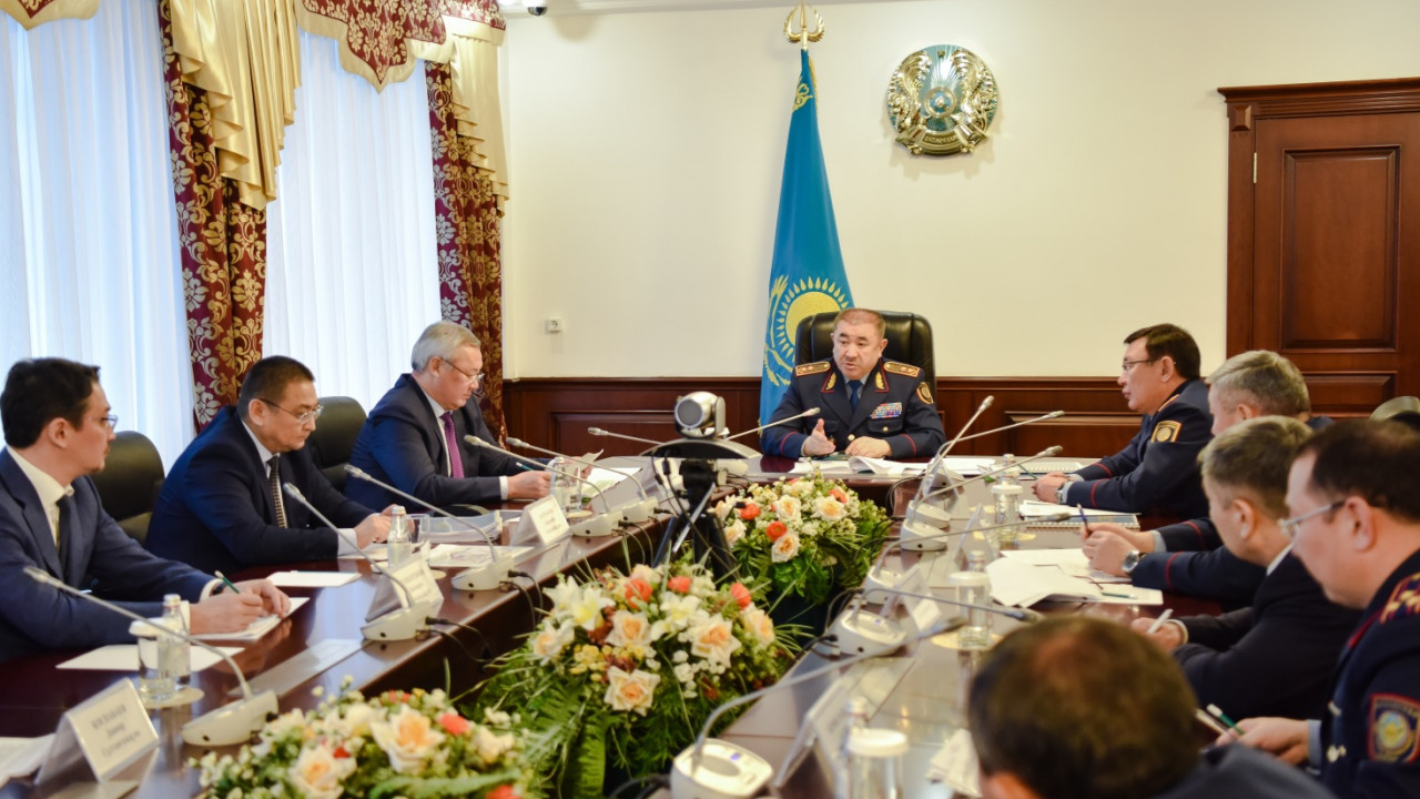 Jol qaýipsizdigi máseleleri talqylandy