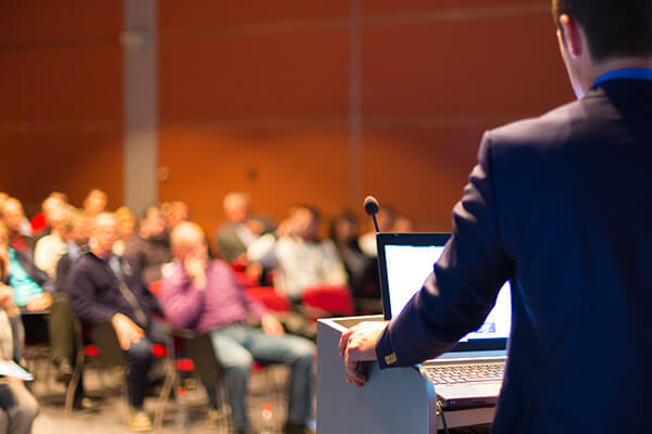 Ǵylym men bıznesti ushtastyrǵan jıyn