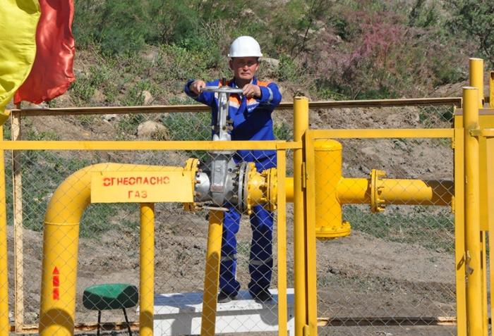 Qaraýyltóbege tabıǵı gaz jetti