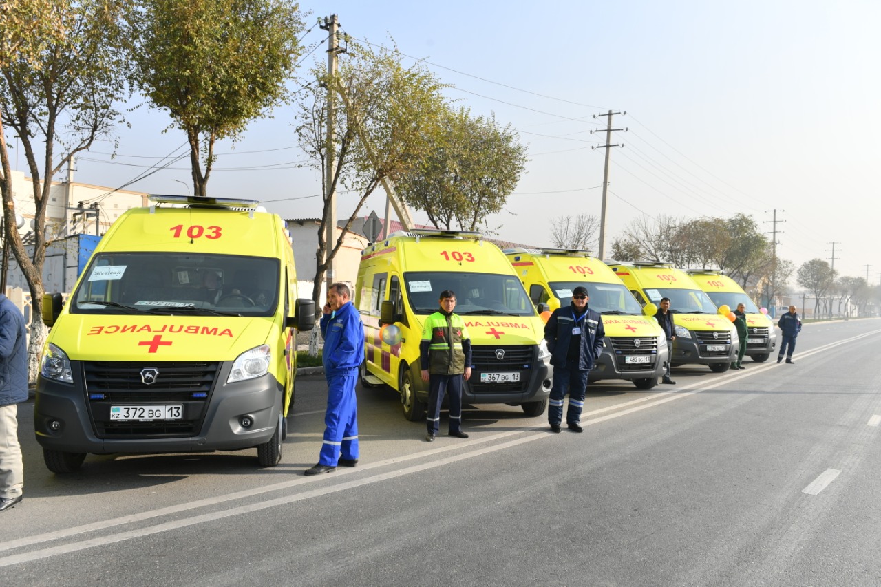 Túrkistan: aýdandyq bólimshelerge 16 jańa jedel járdem kóligi berildi