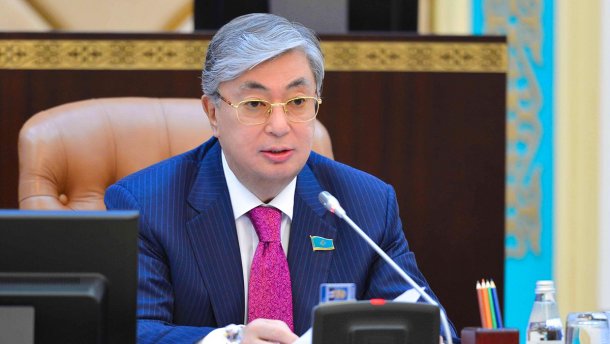 Prezıdent «Egemen Qazaqstan» gazetiniń 100 jyldyq mereıtoıyna oraı quttyqtaý joldady