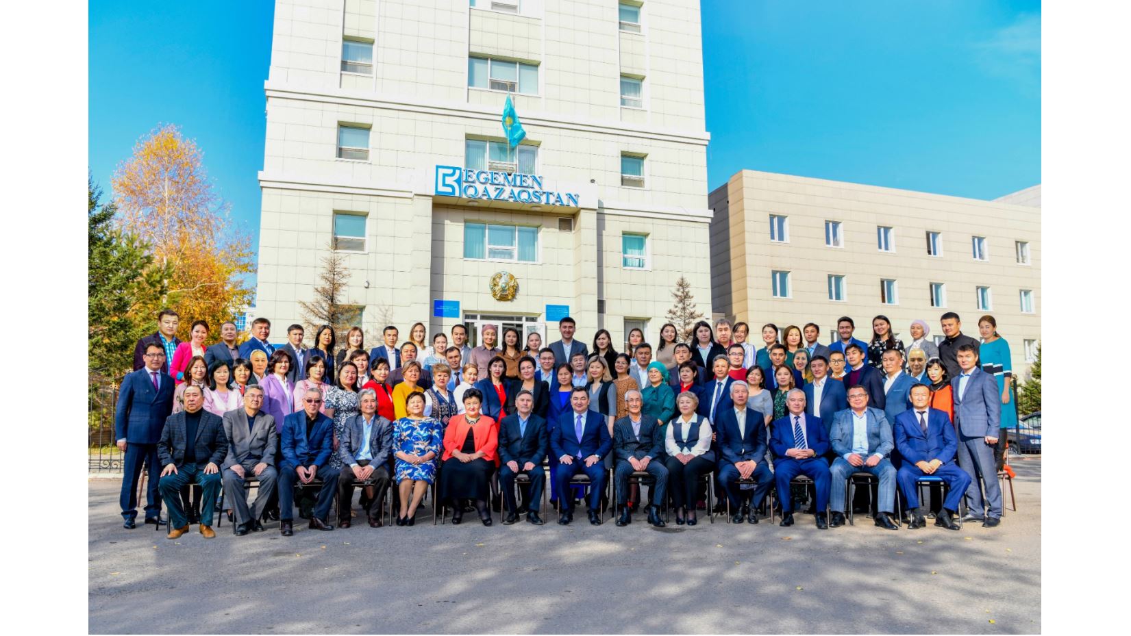 «Egemen Qazaqstan» Astanaǵa kóship kelgende