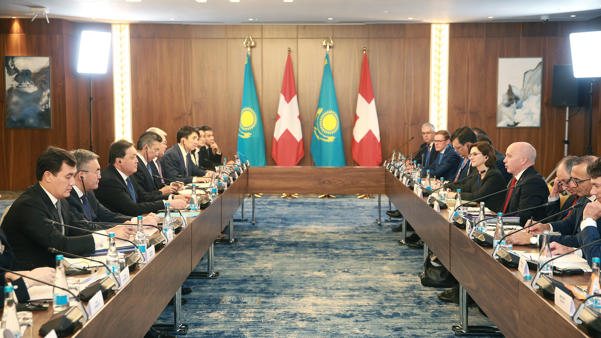 A. Mamın Shveısarııanyń Federaldy Prezıdentimen kelissózder ótkizdi