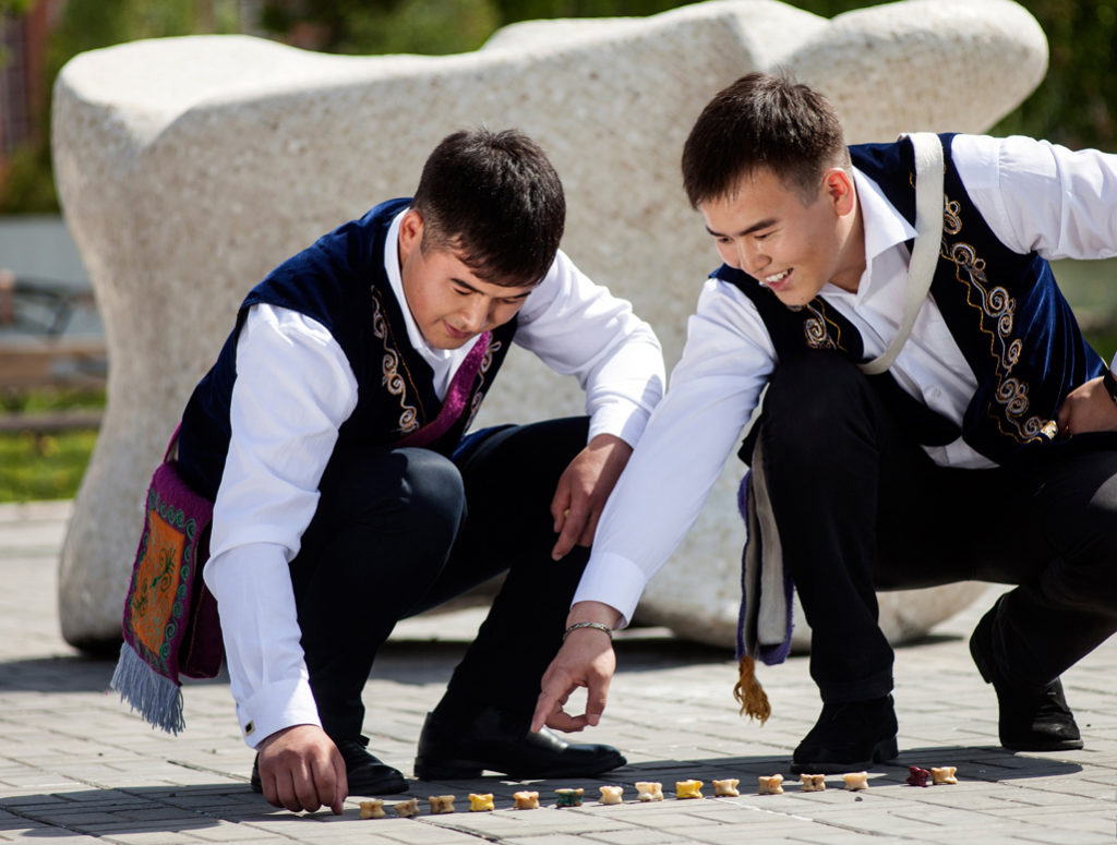 Materıaldyq emes mádenı muralar – IýNESKO olardy mektep baǵdarlamasyna engizýge nıetti