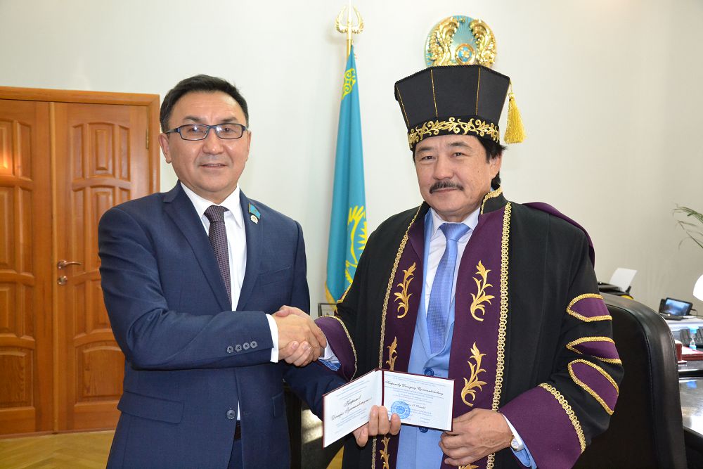 Kompozıtor Donedil Qajymov qurmetti professor atandy