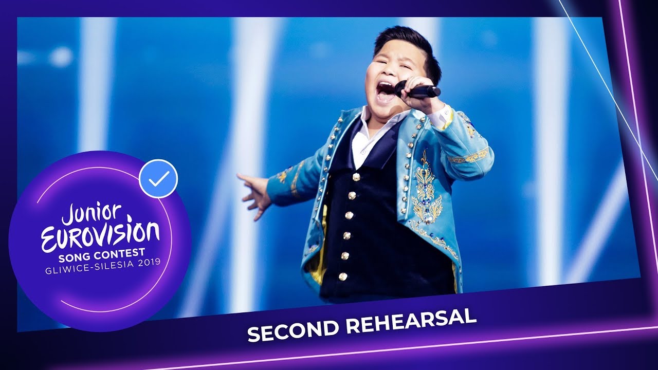 Eýropa tórinen Erjan áni tógilgende...