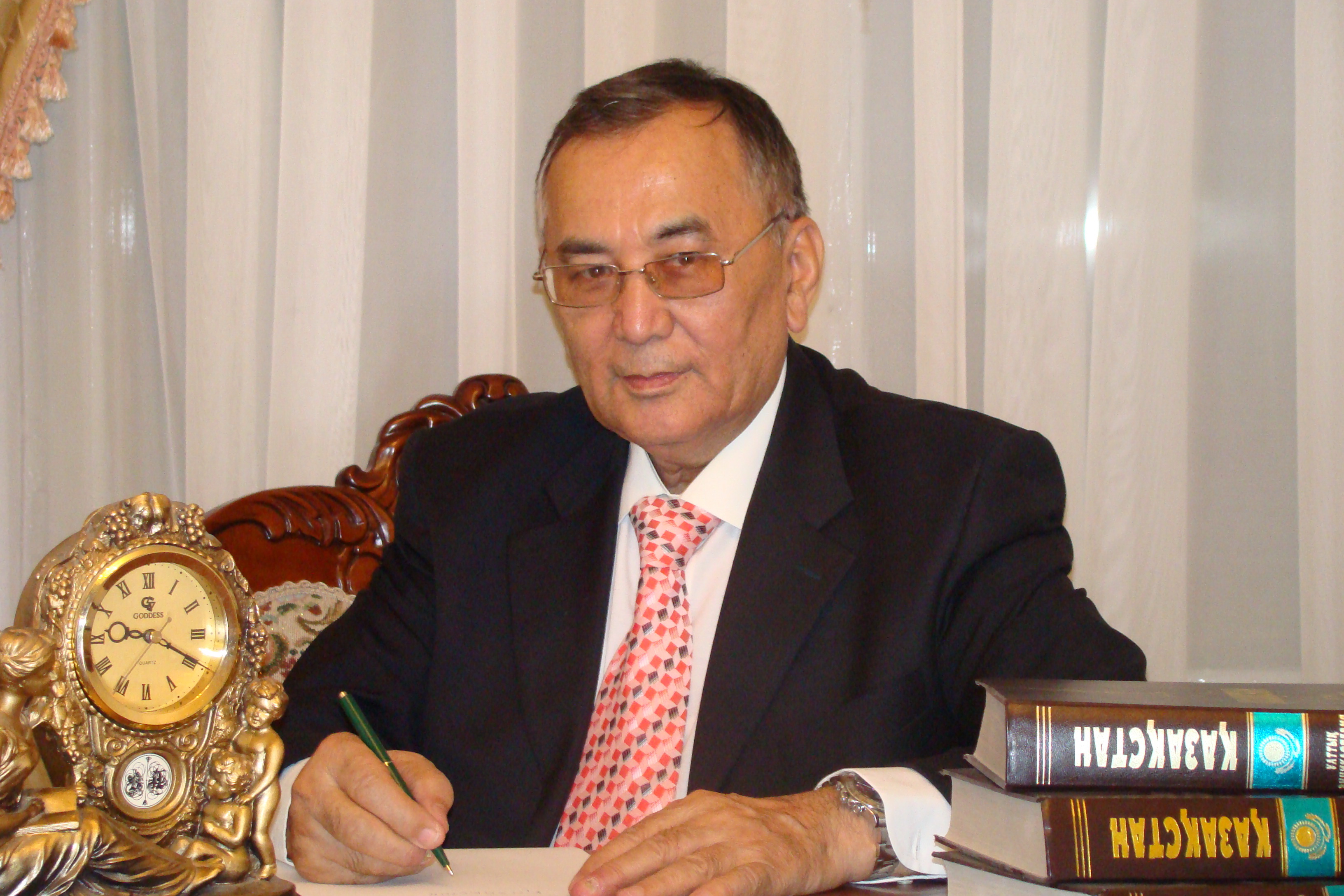 Túbir astyndaǵy teńdeýdiń sheshimi