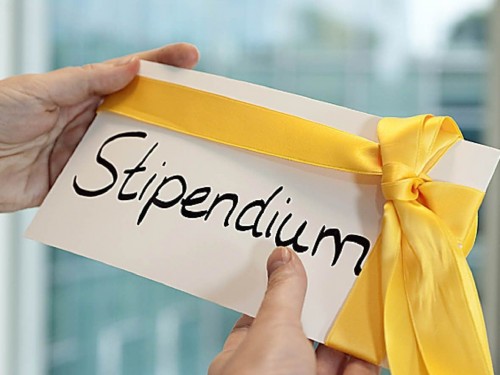 Shákirtaqynyń kóbeıýi jetisýlyq stýdentterdi shattandyrdy