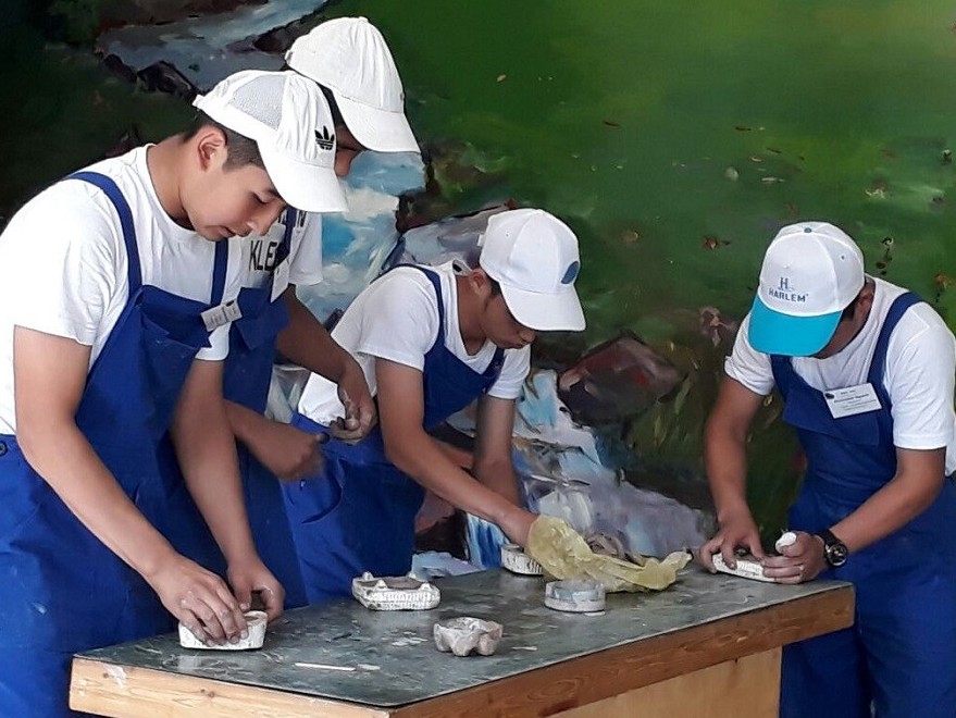 Ulttyq mýzykalyq aspap jasaýǵa baýlıtyn oqý orny