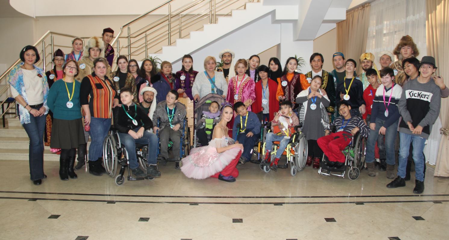 «Qyzǵylt flamıngo týraly ańyz» mýzykalyq-teatrlandyrylǵan kompozısııasy ótti