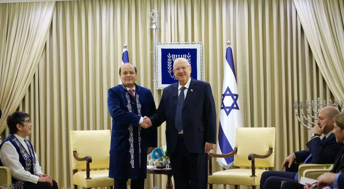 Qazaqstan Elshisi Izraıl Prezıdentine senim gramotalaryn tapsyrdy