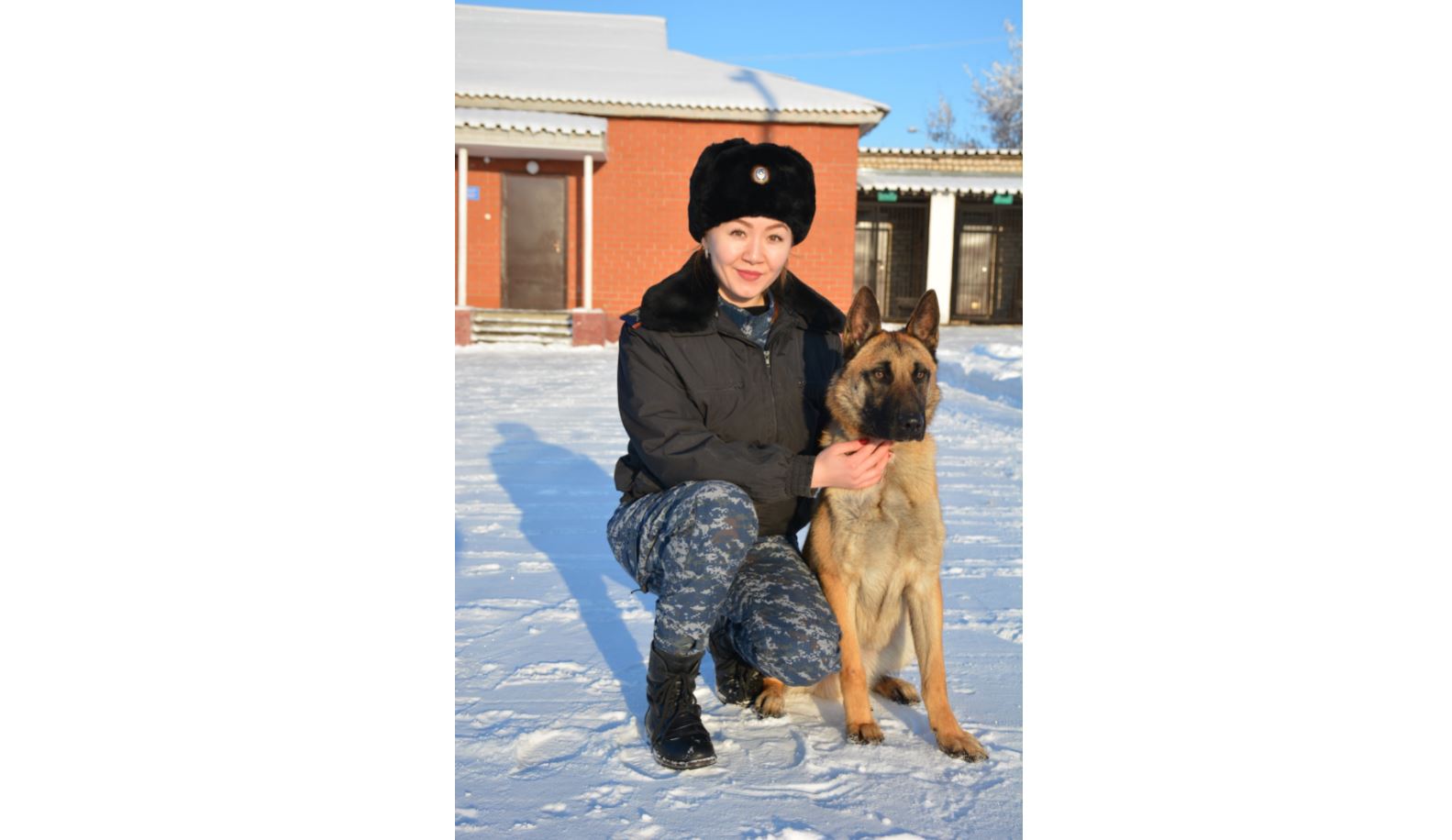 SQO polısııasynda bir kınolog qyz bar