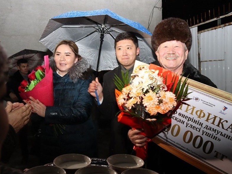 Oral teatry júldegerlerin saltanatpen qarsy aldy