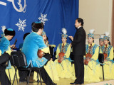 Qurmanǵazy orkestri qarttar úıinde konsert qoıdy