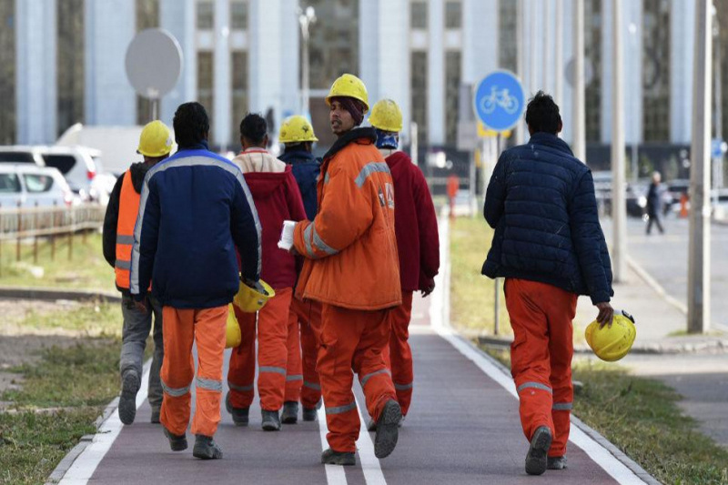 Qazaqstanda 19 myń sheteldik jumysshy jumys isteıdi