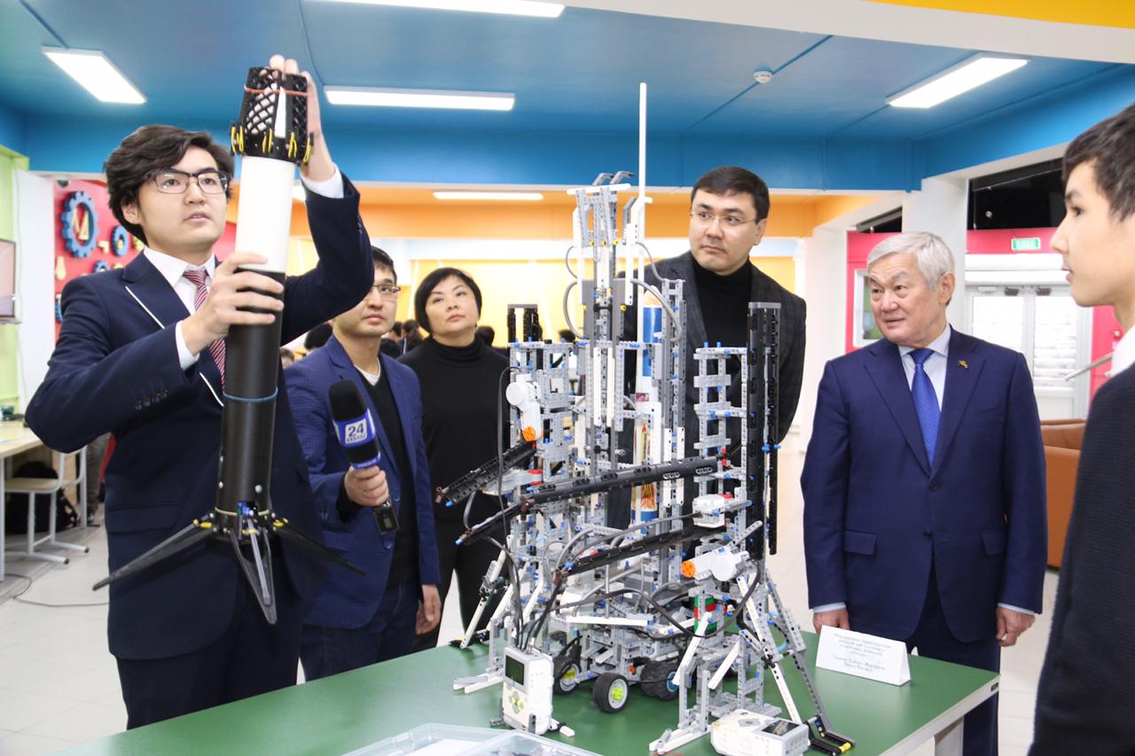 Aýyl mektepterinde pılottyq joba iske qosylady