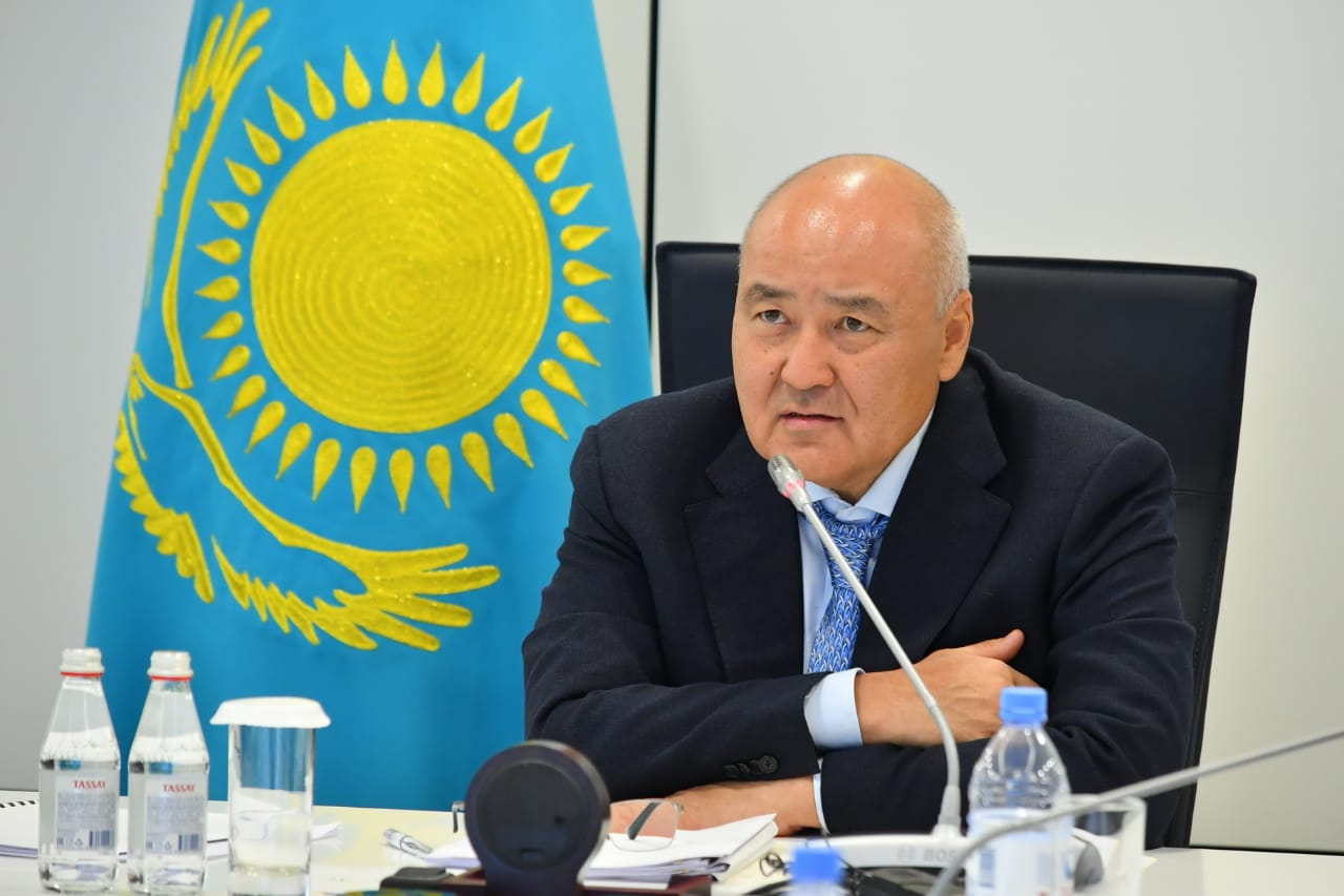 Túrkistan oblysynda apparat jınalysy ótti