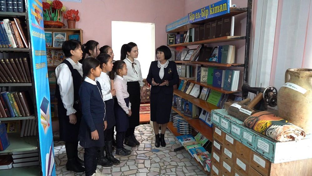 О́z qarjysyna kitaphana salǵan