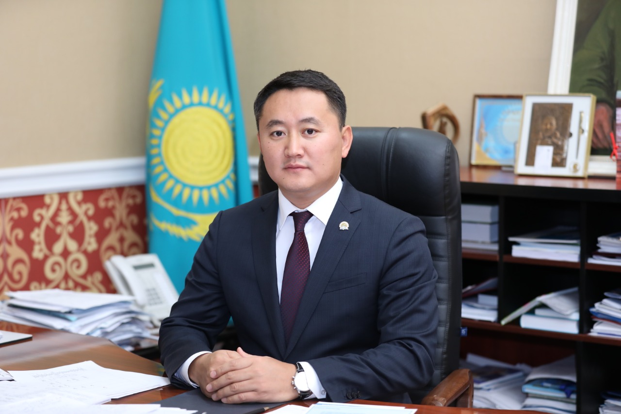 Muhtar Tólegen: Abaı úni - halyq úni