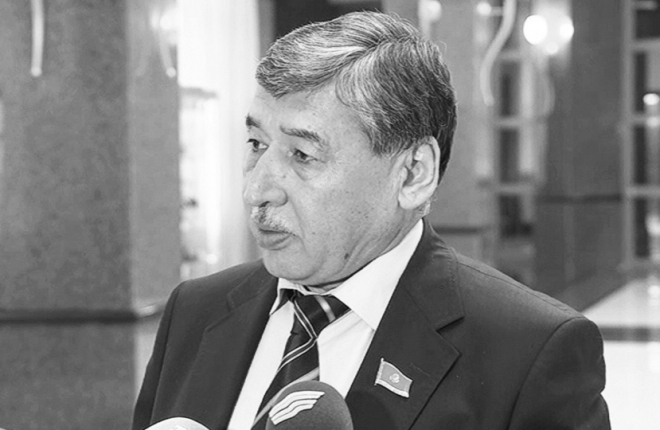 Qoǵam qaıratkeri Kamal Burhanov ómirden ozdy