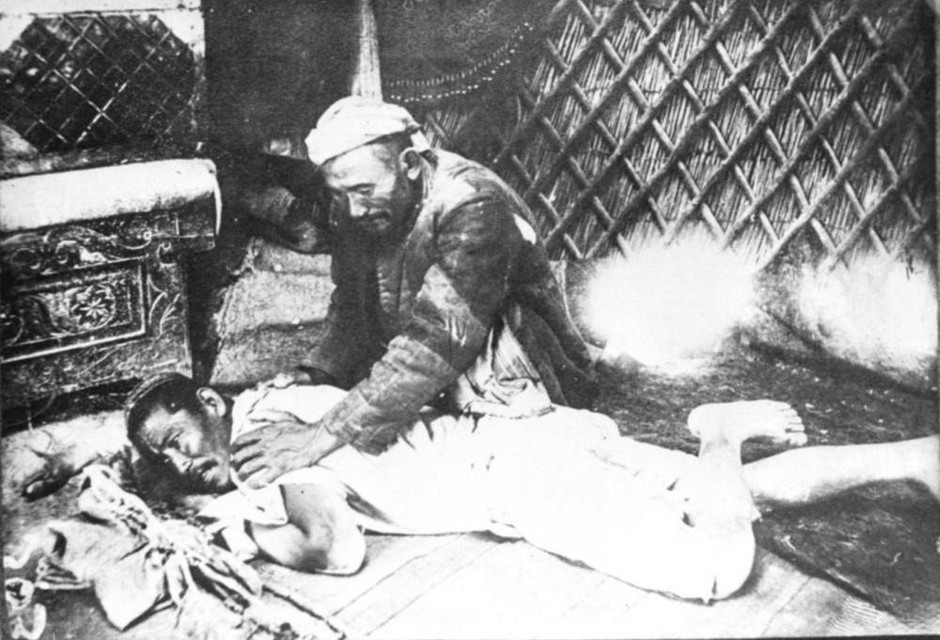 Qazaqtyń tuńǵysh dárigeri – Muhamedjan Qarabaevtyń esimin umytpaıyq